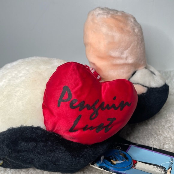 Dakin Opus Penguin Lust Plush TOY Stuffed Bloom County 1984 Heart Bow Tie W/ Tag - Picture 6 of 10